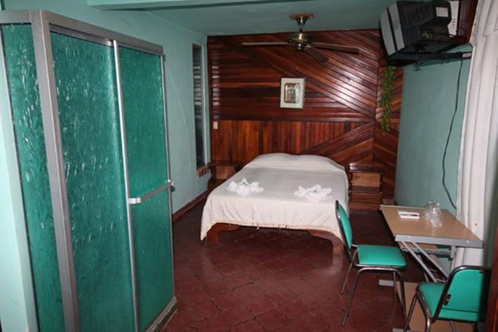 Hotel Jackie'S House Puntarenas Pokoj fotografie